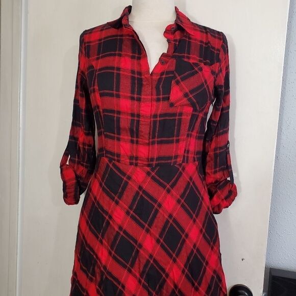 Skies are blue plaid dress Red And Black Sz Small - Picture 2 of 9